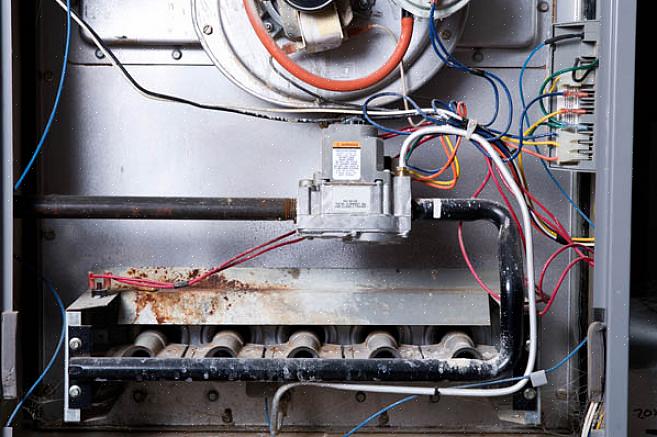 Det elektroniske tenningssystemet i en gassovn er en moderne utvikling som gir mer pålitelig ytelse