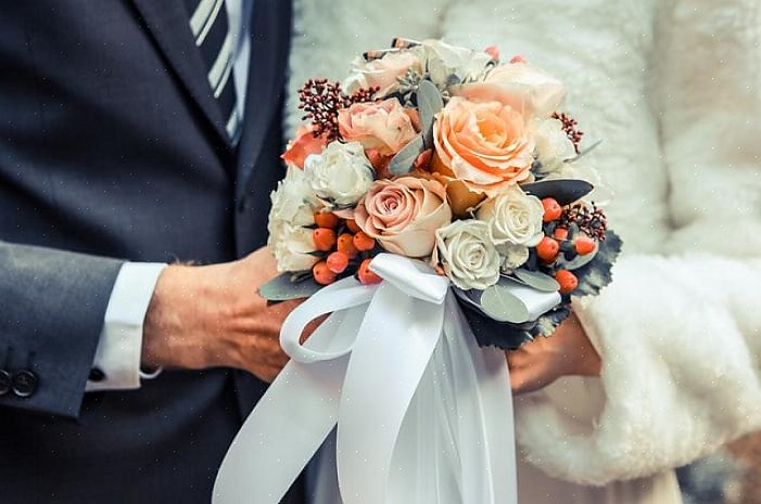 Et brude- eller bryllupsregister er en liste over bryllupsgaver som et forlovet par har valgt på forhånd