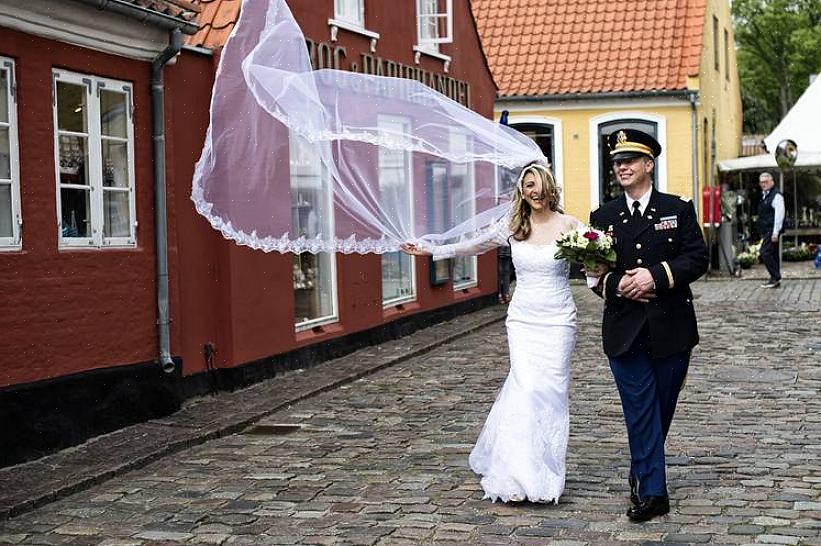 Lovlig i Danmark på bryllupstidspunktet