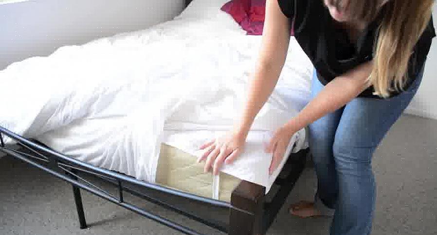 Teppets overkant skal være jevn med eller litt under sengens overkant