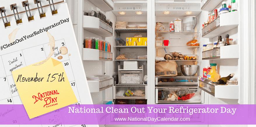 Tørr klut eller et håndkle til å tørke av det indre av kjøleskapet for å sikre at det er helt tørt
