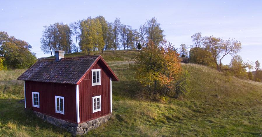 Følgende forklarer hvordan bittesmå husboliger har gitt store utbytter for to familier