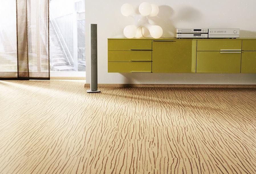Cork gulv er laget med enten skiver eller kork eller granulert kork blandet med harpiks bindemidler